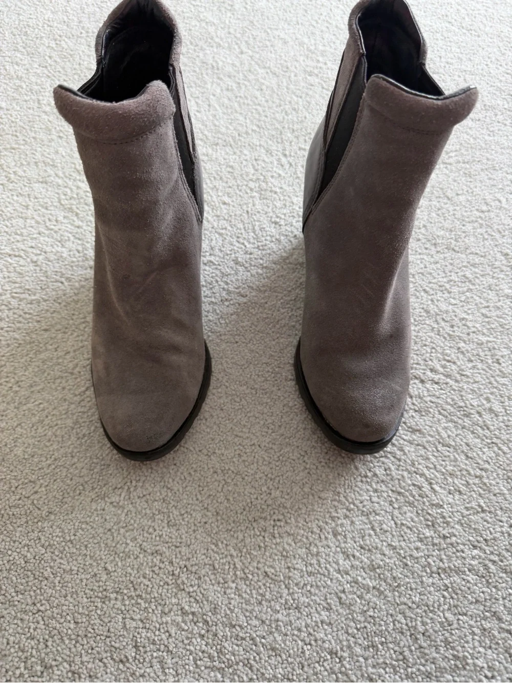 Sorel Womens 8 Joan Uptown Chelsea Wedge Boots Grey Suede Leather Waterproof